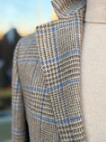 Load image into Gallery viewer, Harrods Flap Pocket Jacket in Tan/Cream Glen Windowpane CR 1626