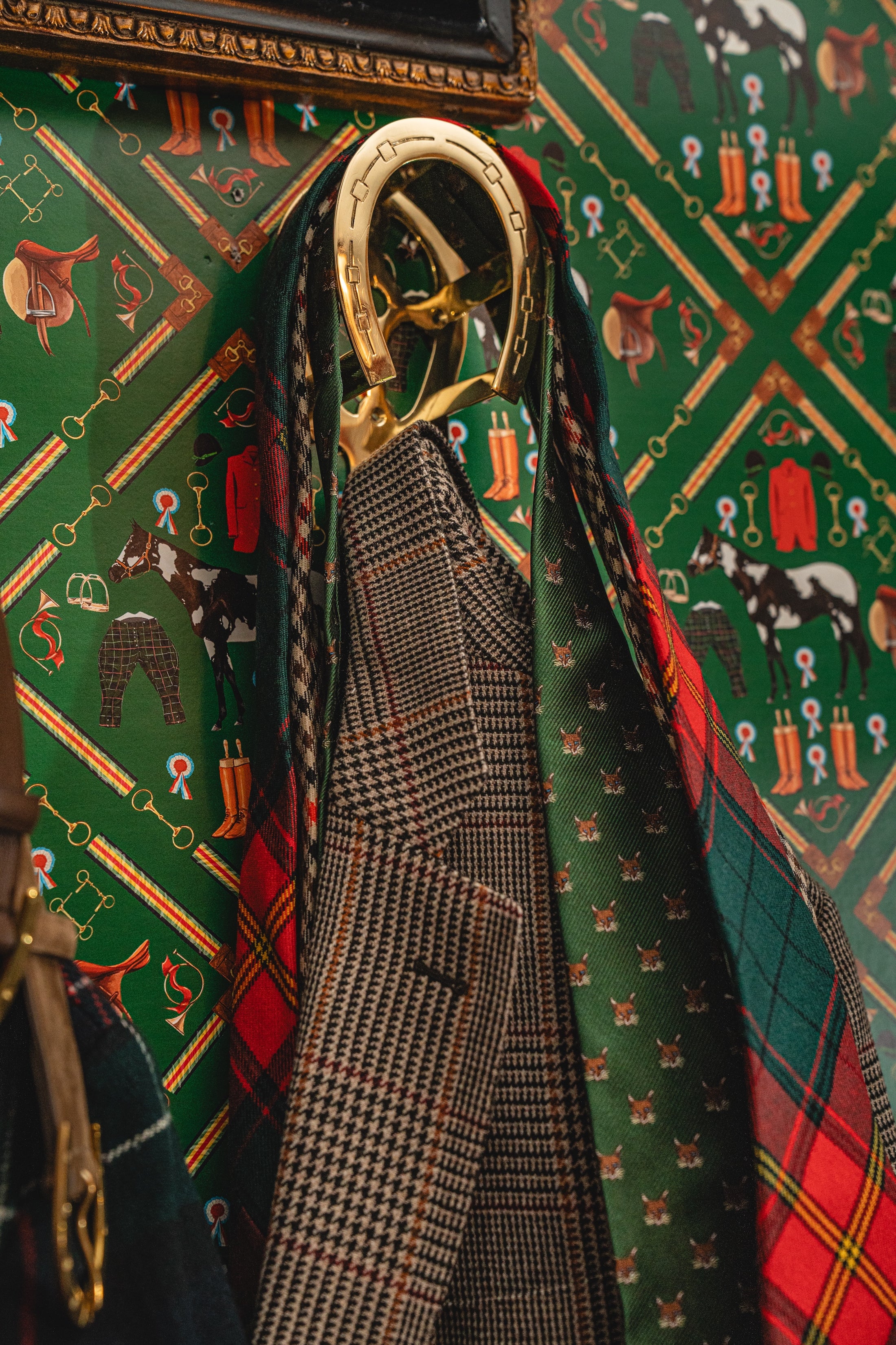 Harrods Jacket in Modern Russell Plaid Super Merino & Cashmere CR 1600