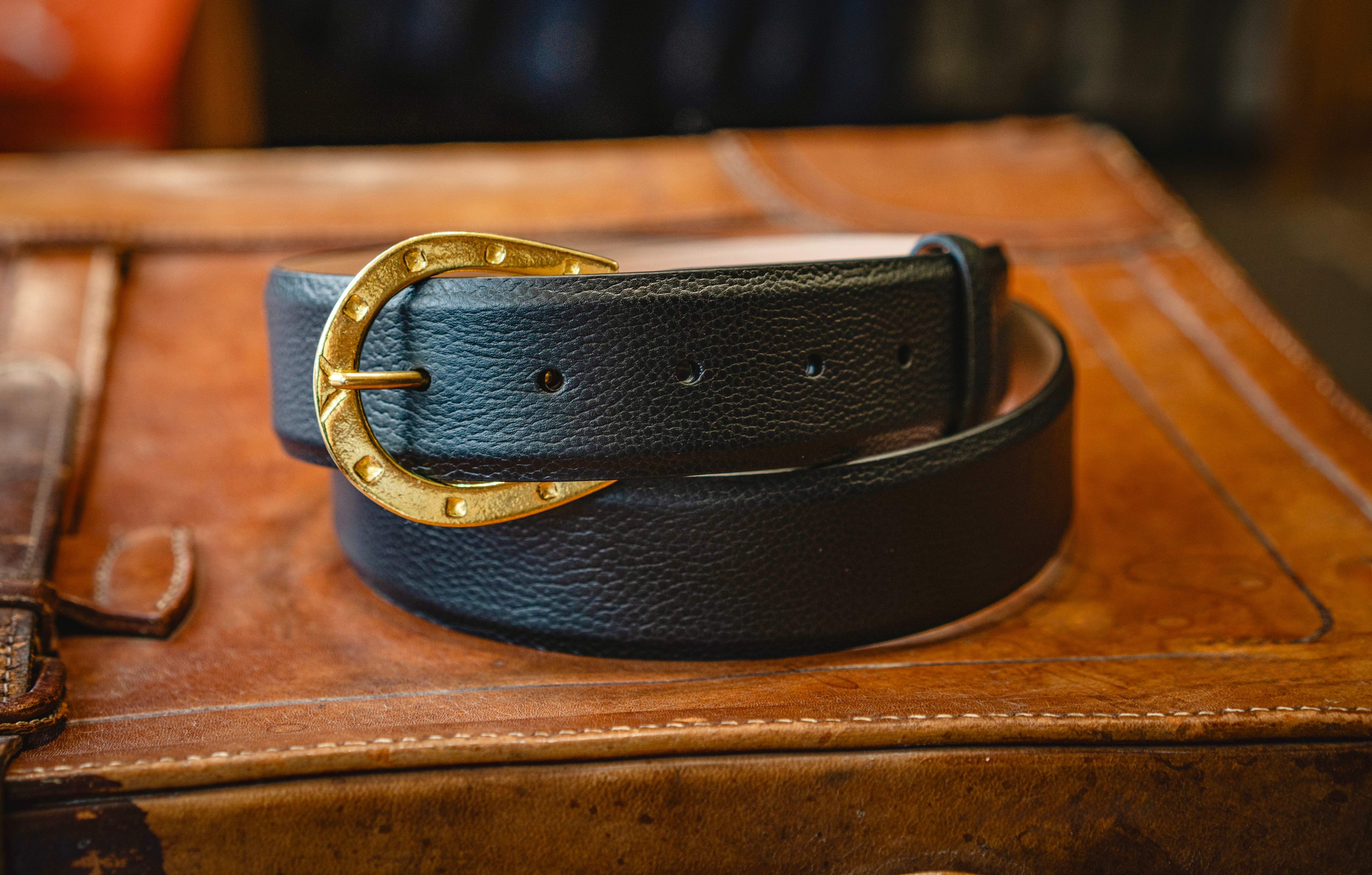 Handmade Leather Belt with Brass Horseshoe Buckle – Crittenden