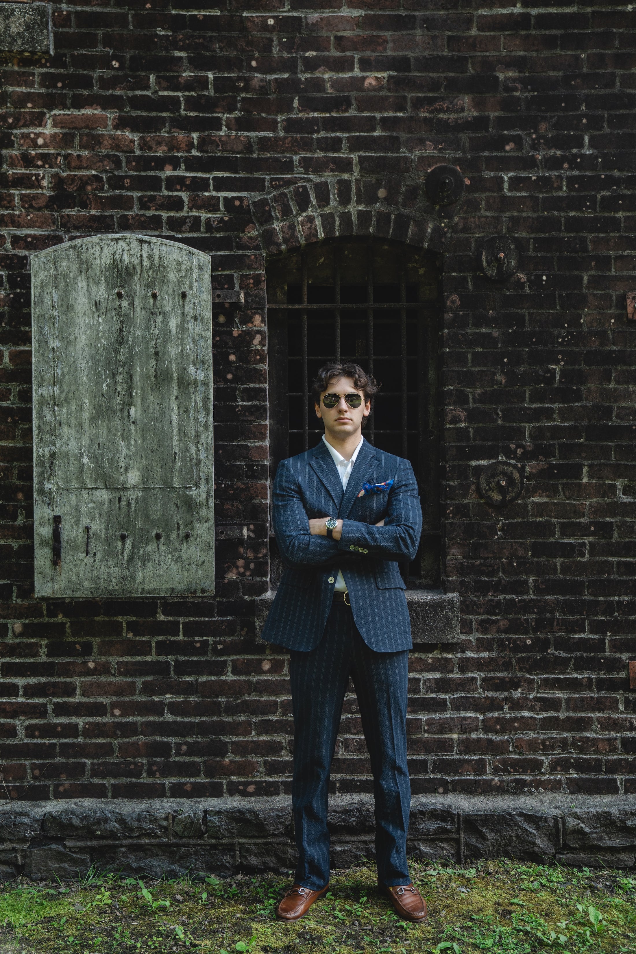 Crittenden Flat Front Trousers in Navy/Grey Stripe Seersucker
