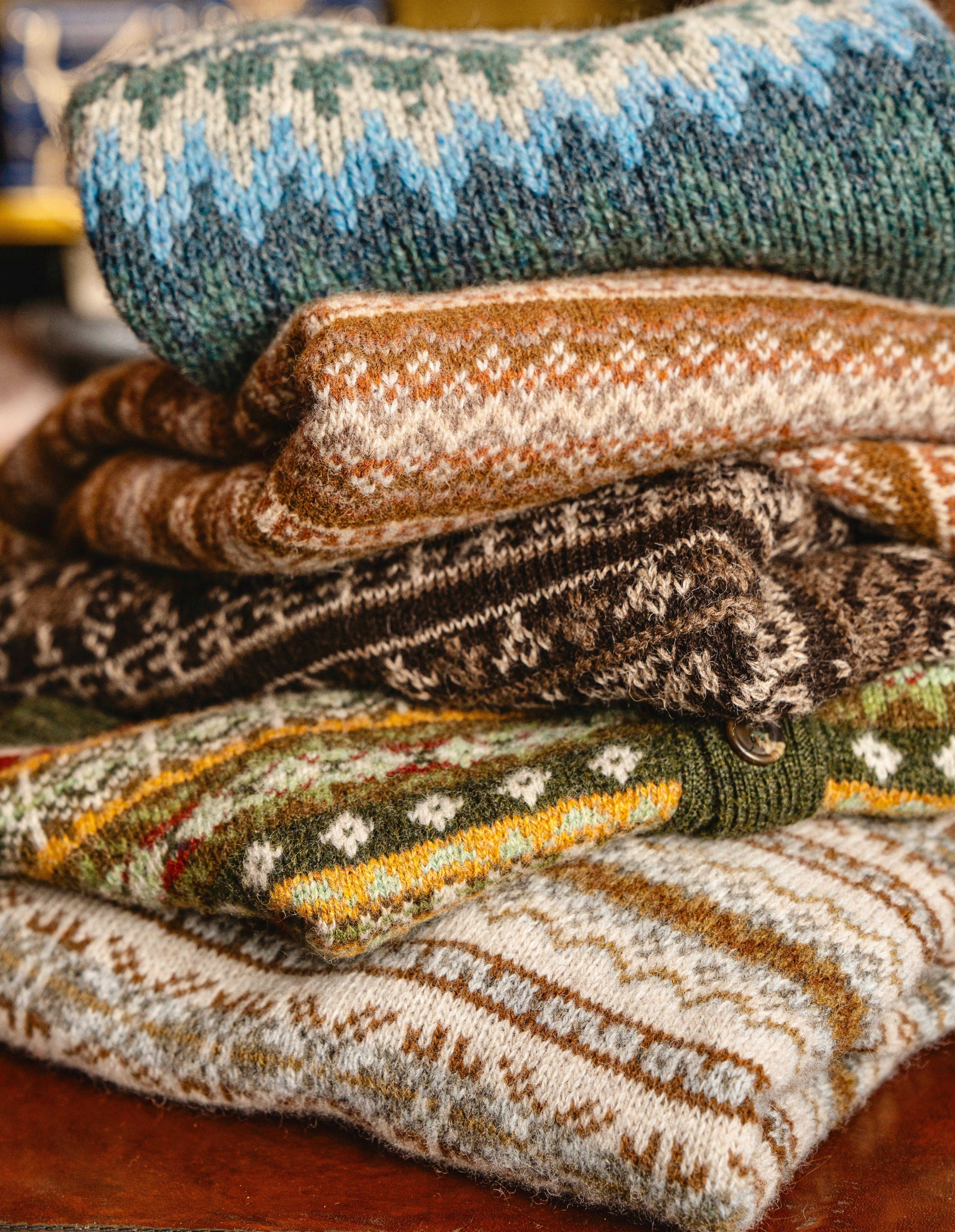 Shetland Fair Isle Sweater in Golden Fair Isle – Crittenden