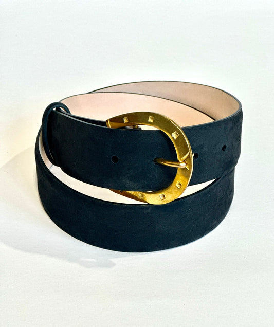 Fine Suede Belts With Horseshoe Buckle
